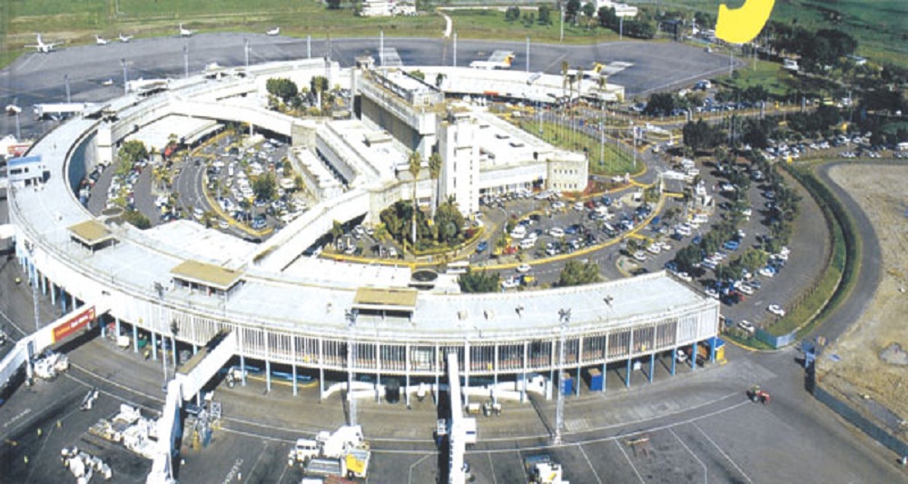 Jomo Kenyatta International Airport in Nairobi. Kenya Airways has pulled out of plans to take over management of the airport. [Photo/Business Today/File]