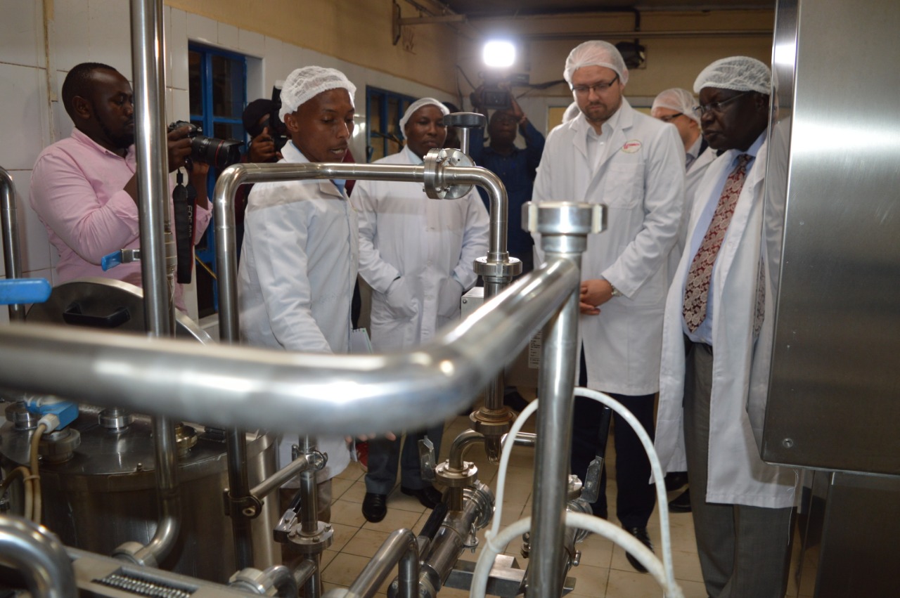 Poland Deputy Foreign Affairs Minister Marcin Przydacz and Kiambu Deputy Governor James Nyoro during a visit to Ndumberi Dairy Cooperative Society, www.businesstoday.co.ke