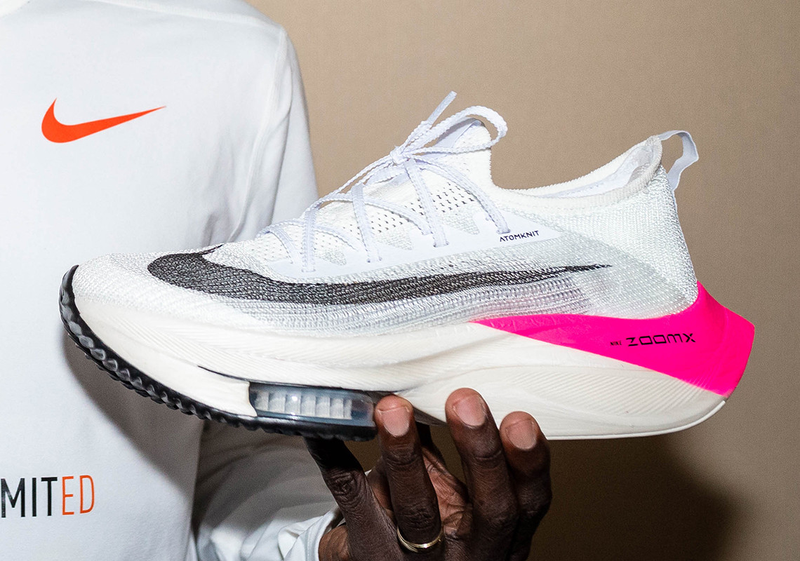 Eliud Kipchoge used the Nike Zoom Vaporfly racing shoe for the INEOS 1:59. www.buisnesstoday.co.ke