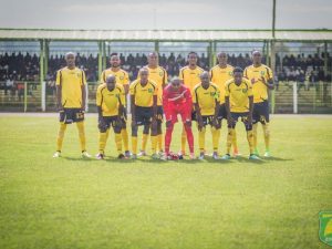 Zoo FC players pose before a past match at the Green Stadium, Kericho. The club has refused to endorse FKF's media rights deal with Startimes.