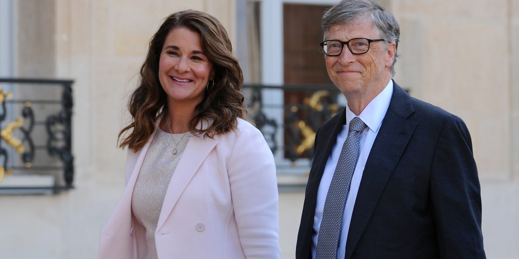 PARIS, FRANCE - APRIL 21: Bill and Melinda Gates arrive at the Elysee Palace before receiving the award of Commander of the Legion of Honor by French President Francois Hollande on April 21, 2017 in Paris, France. French President Franois Hollande awarded the Honorary Commander of the Legion of Honor to Bill and Melinda Gates as the highest national award under the partnership between France and the Bill & Melinda Gates Foundation, which have been unavoidable actors for several years Of development assistance and health in the world. (Photo by Frederic Stevens/Getty Images)