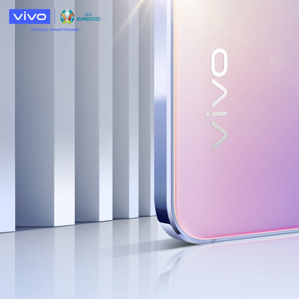 The camera will also have the ability to shoot 4K selfie videos, dual-view mode, and in slow motion.