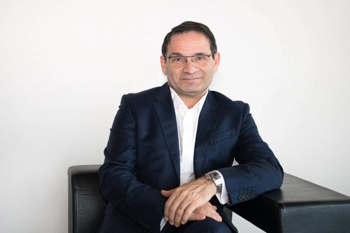 Webp.net-compress-image (13) Saad Toma brings deep industry, services and technology expertise and over 30 years of experience at IBM working across multiple geographies