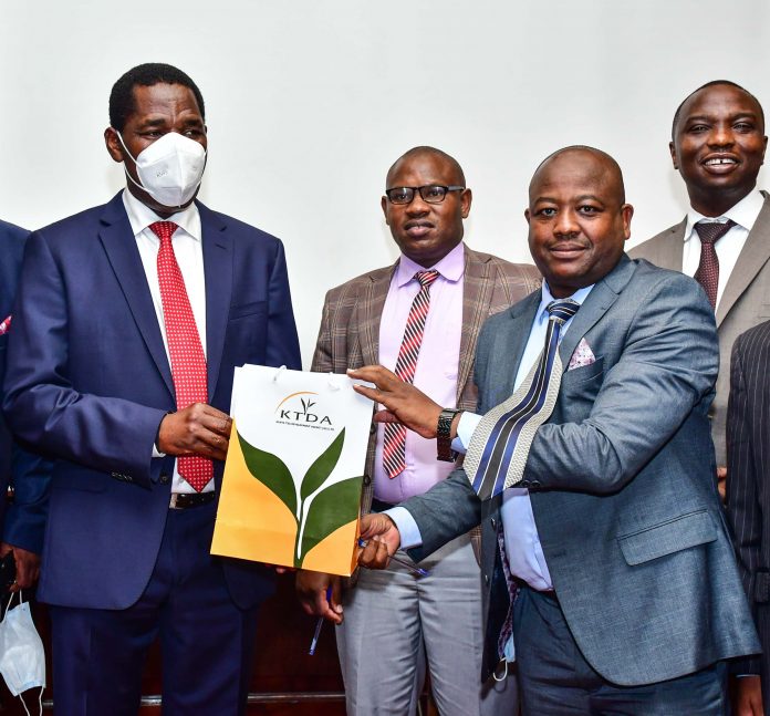 Speaking at an induction ceremony for the new board at a Nairobi hotel on Wednesday, July 7th, Munya said the new Board has taken up the new leadership mantle against the backdrop of ongoing reforms
