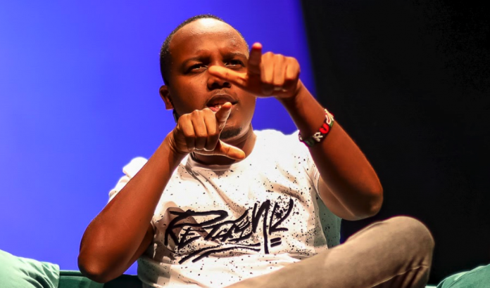 abel mutu Abel Mutua is one of Kenya's most recognizable actors thanks to various roles in TV shows including Tahidi High, Hapa Kule News and Anda Kava. He is also the creative director at Philit Productions.