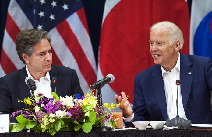 US Secretary of State Anthony Blinken (left) with President Joe Biden at a past forum. [Photo/ Carnegie Council for Ethics in International Affairs]