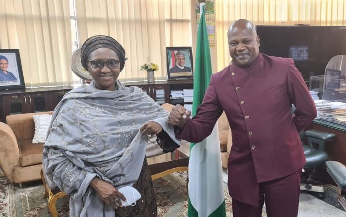 Nigeria Finance Minister Dr Zainab Shamsuna Ahmed and Shelter Afrique MD Andrew Chimphondah Nigeria Finance Minister Dr Zainab Shamsuna Ahmed and Shelter Afrique MD Andrew Chimphondah