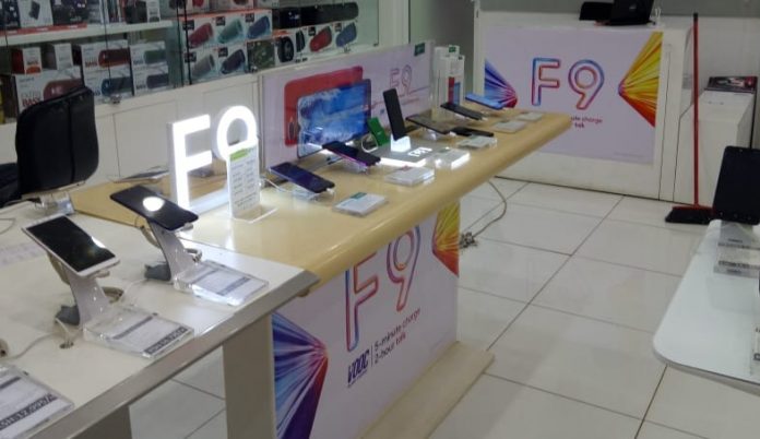 Oppo is a Chinese smartphone manufacturer. It has a significant presence in the Kenyan market and offers a range of popular devices. [Photo/ Oppo Fans Eldoret]