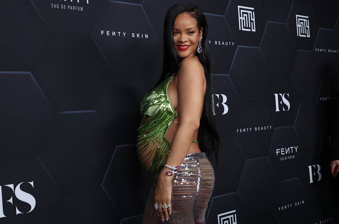 Fenty Beauty was established by Rihanna and French luxury conglomerate LVMH (Moët Hennessy Louis Vuitton) in 2017. [Photo/ Billboard]