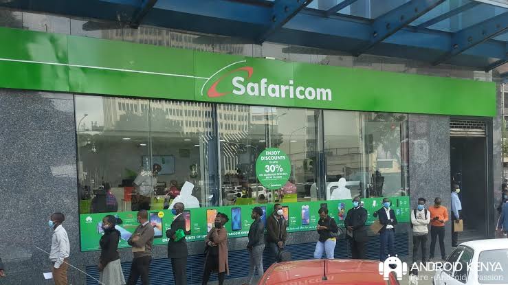 Customers line up outside a Safaricom shop. Safaricom is a major retailer of phones and accessories through its network of Safaricom shops as well as its Masoko platform. [Photo/ Android Kenya]