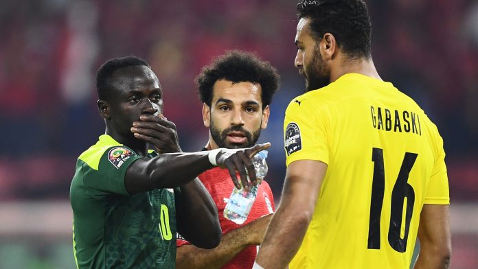 manesalah Top three contestants for best male footballer title will see Egypt's Mohamed Salah, Senegal's Sadio Mane and new comer Edouard Mendy battle it out.