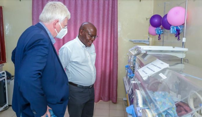 Safaricom Foundation Chairman, Joe Ogutu (Right) and Dutch Ambassador to Kenya, Maarten Brouwer (Left) at the renovated newborn unit at the Homa Bay County Referral Hospital.