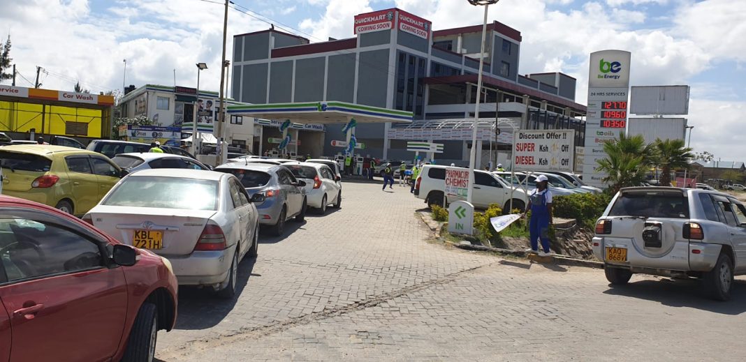 Cars line up at a Be Energy outlet. The Odinga family owns a 35% stake in the company, with 2,801 shares. [Photo/ Be Energy]