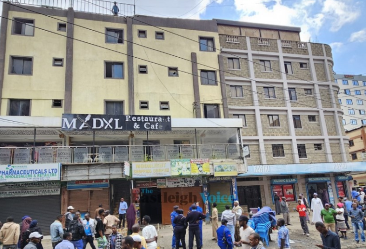 Fire Breaks Out at Moonlight Shopping Centre in Eastleigh