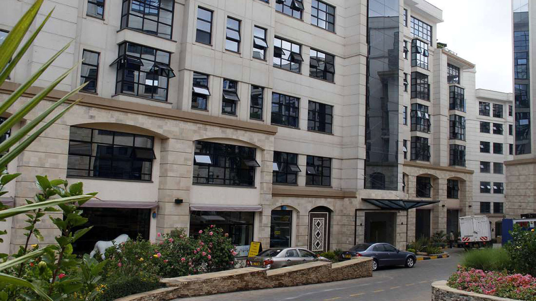 14 Riverside Drive complex legal tussle