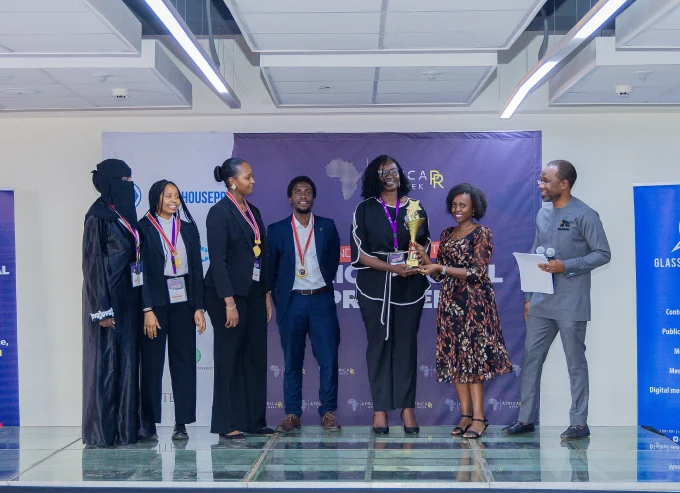USIU’s Azza Mohamed, Jane Gititu, Shanice Muthoni, Samuel Mbugua, Antoinette Bonita, Mary Njoki (Glass House PR), and Tenda Mtana (Chief of Party, Kaya Advisory), during the award ceremony of the University PR Challenge held at the Aga Khan University, Nairobi. USIU emerged the winner, with Strathmore University finishing second, Mount Kenya University (MKU) securing third, and Riara University placing fourth.