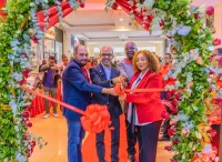 (L-R) Airtel Kenya MD Ashish Malhotra, Group CEO Sunil Taldar, Airtel Kenya Supply Chain Management Director Joseph Kariuki & Customer Experience Director Goldermier Opiyo, during the opening of a retail shop at Spur Mall, Ruiru, one of three new outlets opened to expand Airtel's footprint and bring services closer to customers.