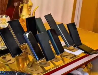 Mike Sonko showcasing his phone collection on March 10, 2026./SCREEN GRAB