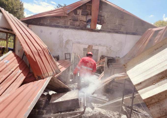 Kenya Red Cross personnel at the scene of fire