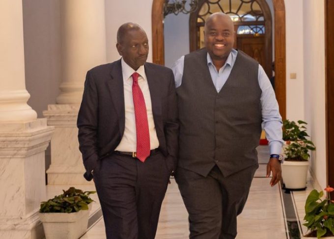Kenyan President Willam Ruto and Wicknell Chivayo.