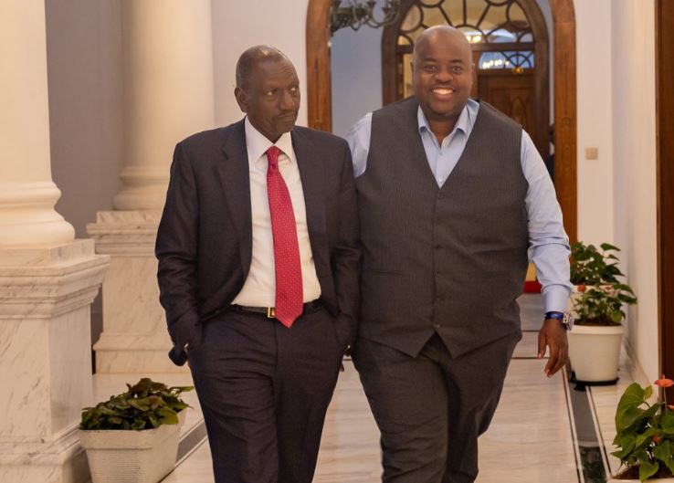 Kenyan President Willam Ruto and Wicknell Chivayo.